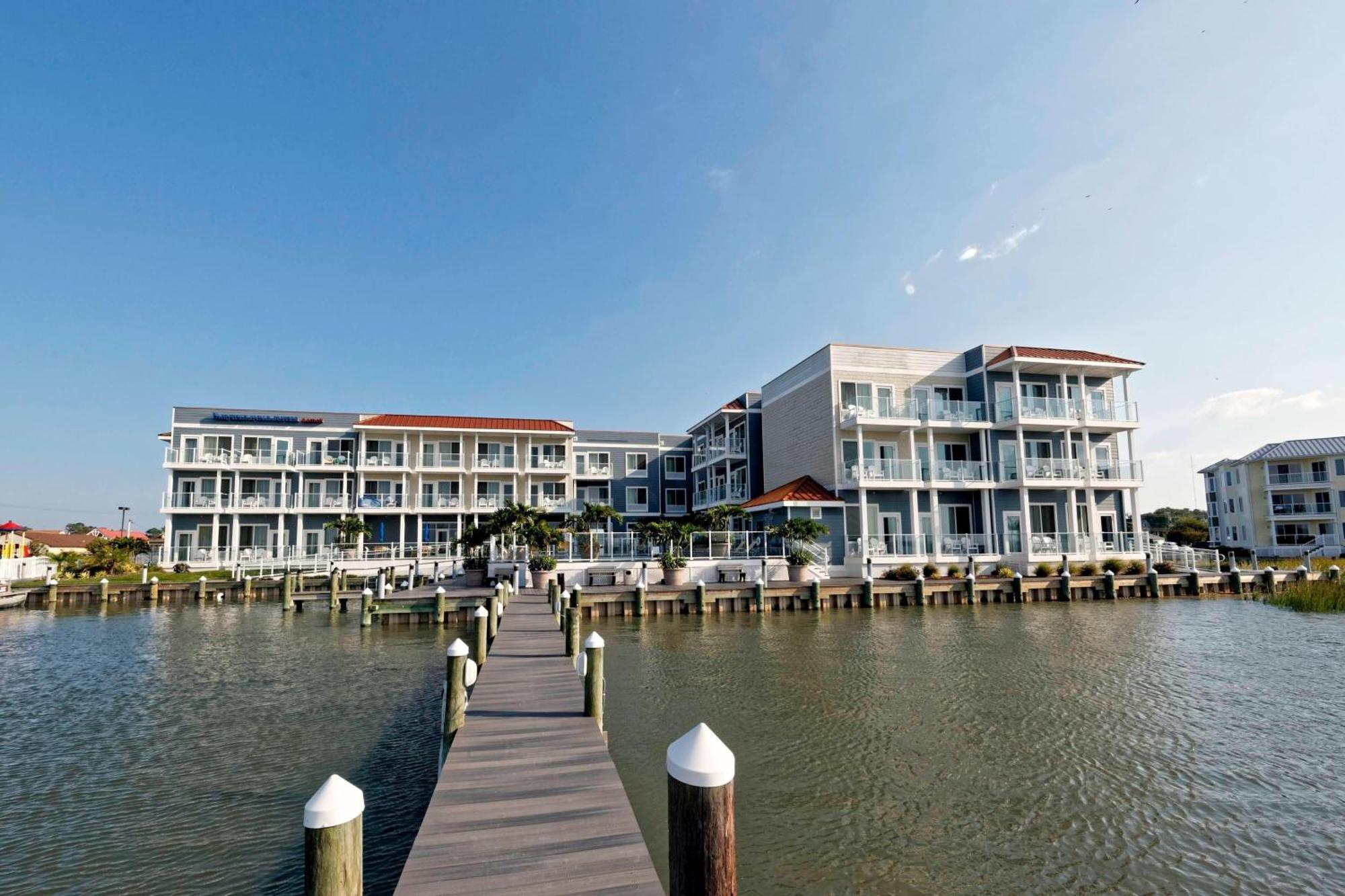 Fairfield Inn & Suites By Marriott Chincoteague Island Waterfront Exterior foto